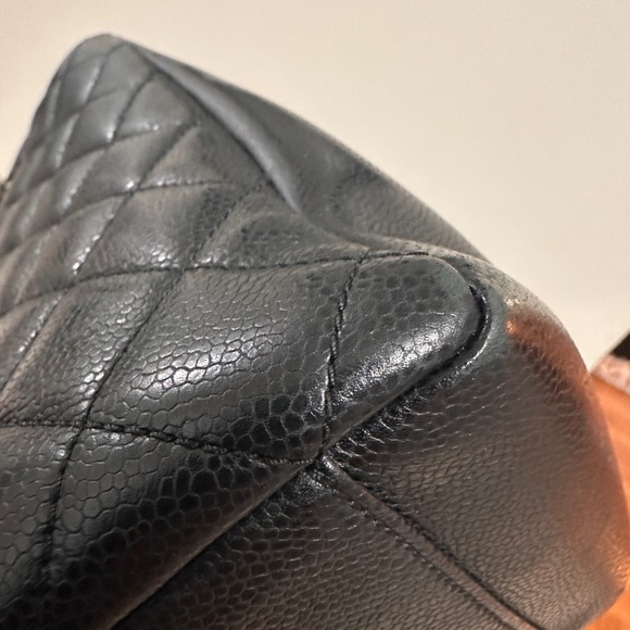 Authentic Chanel Grand Shopping Tote (GST)
Caviar Leather | Silver Hardware 🖤 - Picture 5 of 16